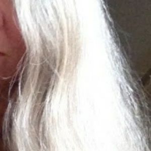 Meet your Posher, Yolanda